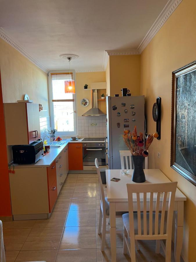City Center Apartment In Shkoder Exterior photo